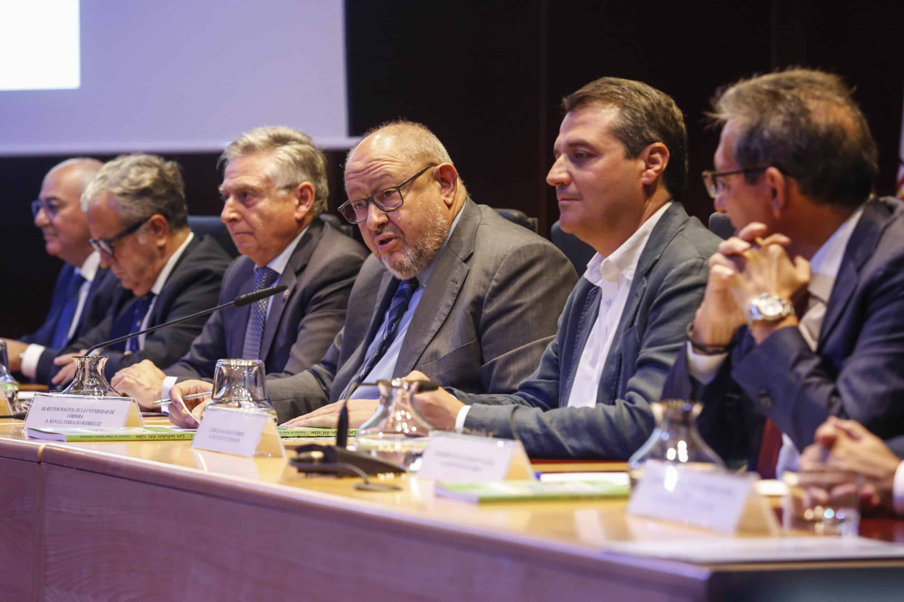 Antonio Pulido en la Presentación del libro Los latidos del alba, de Francisco de Paula Sánchez Zamorano