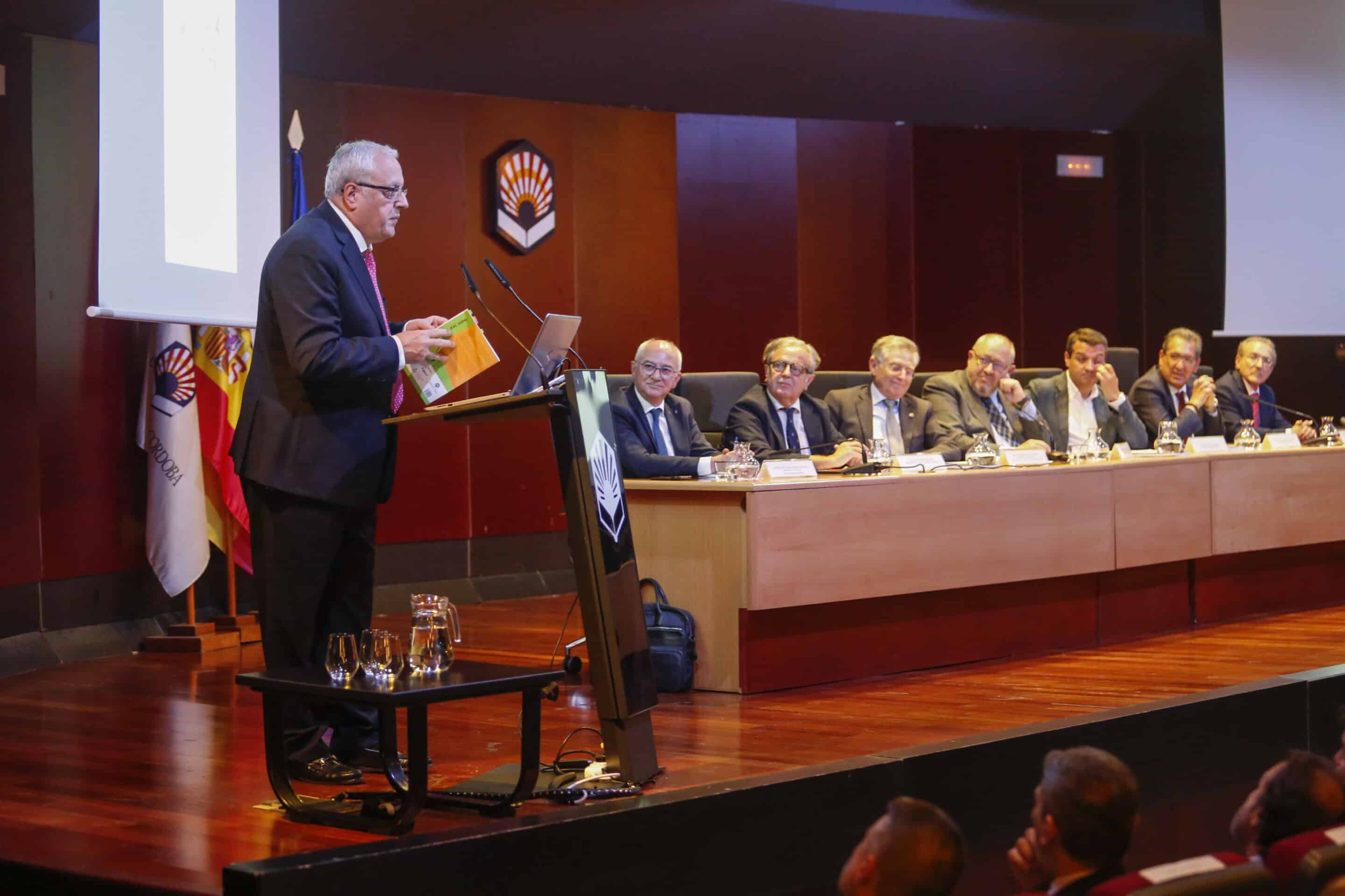 Antonio Pulido en la Presentación del libro Los latidos del alba, de Francisco de Paula Sánchez Zamorano