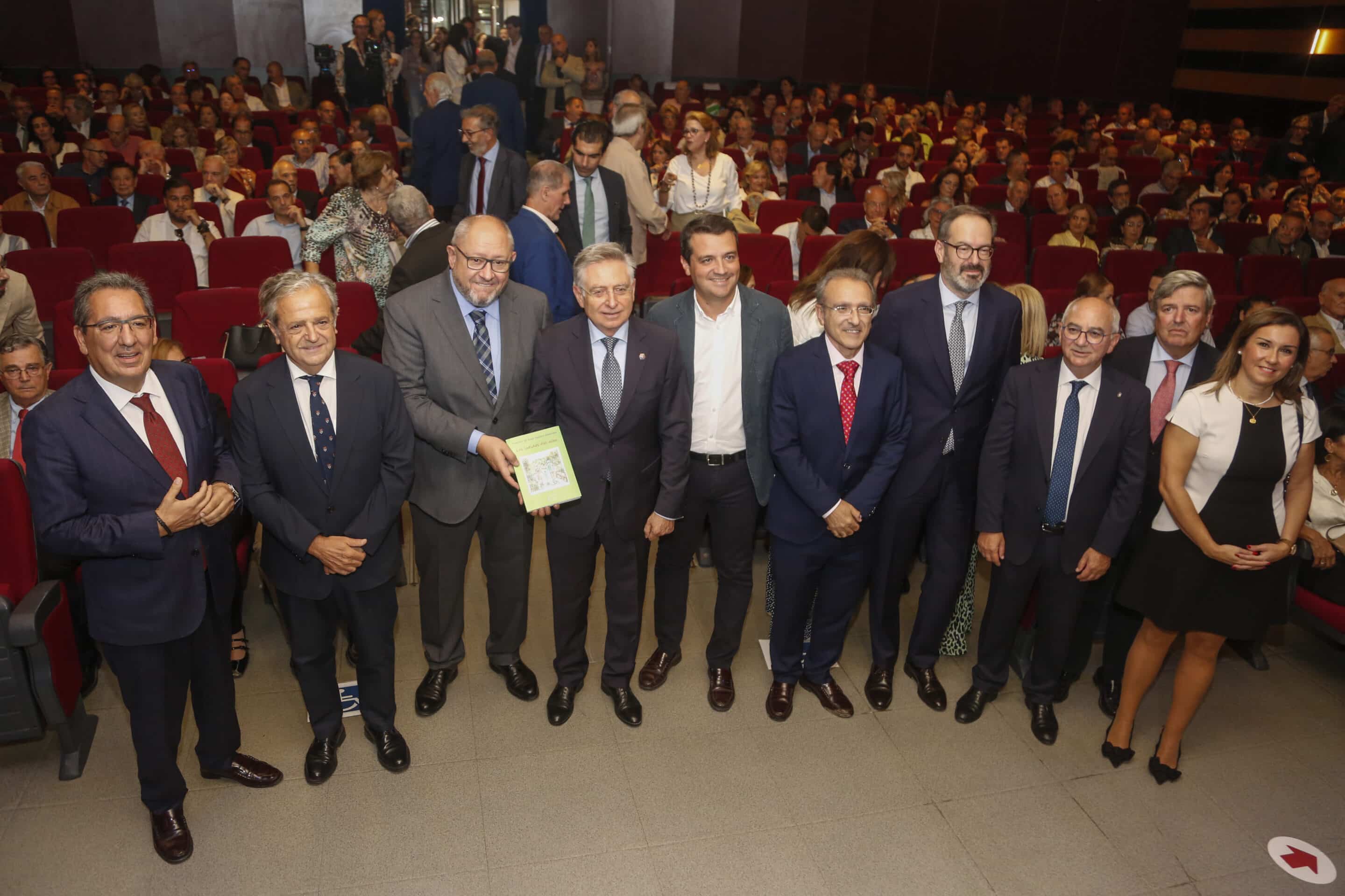 Antonio Pulido en la Presentación del libro Los latidos del alba, de Francisco de Paula Sánchez Zamorano