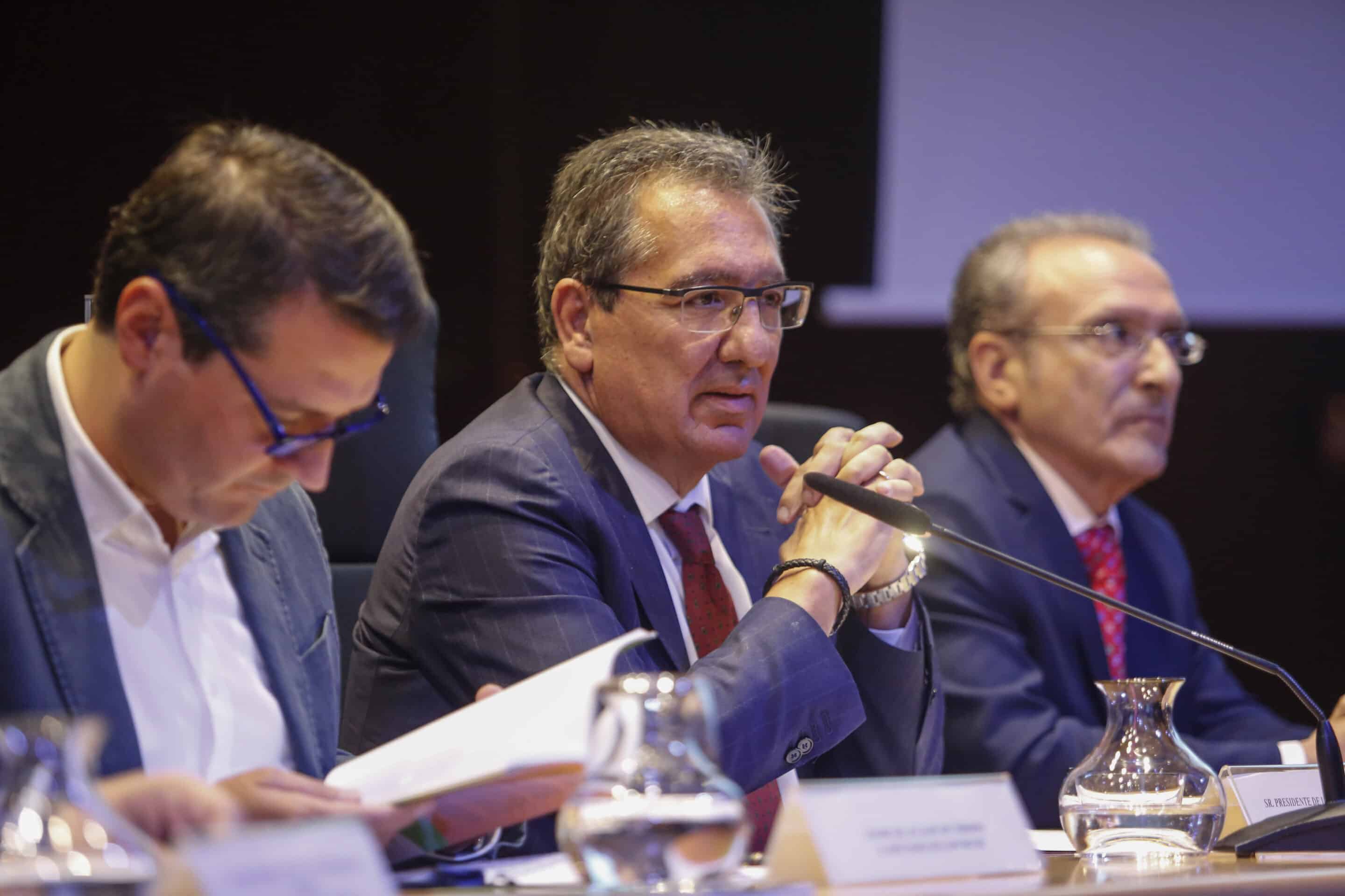 Antonio Pulido en la Presentación del libro Los latidos del alba, de Francisco de Paula Sánchez Zamorano