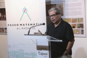 La exposición `Paseo Matemático al-Ándalus´ de Fundación Descubre regresa a Córdoba de la mano de Fundación Cajasol