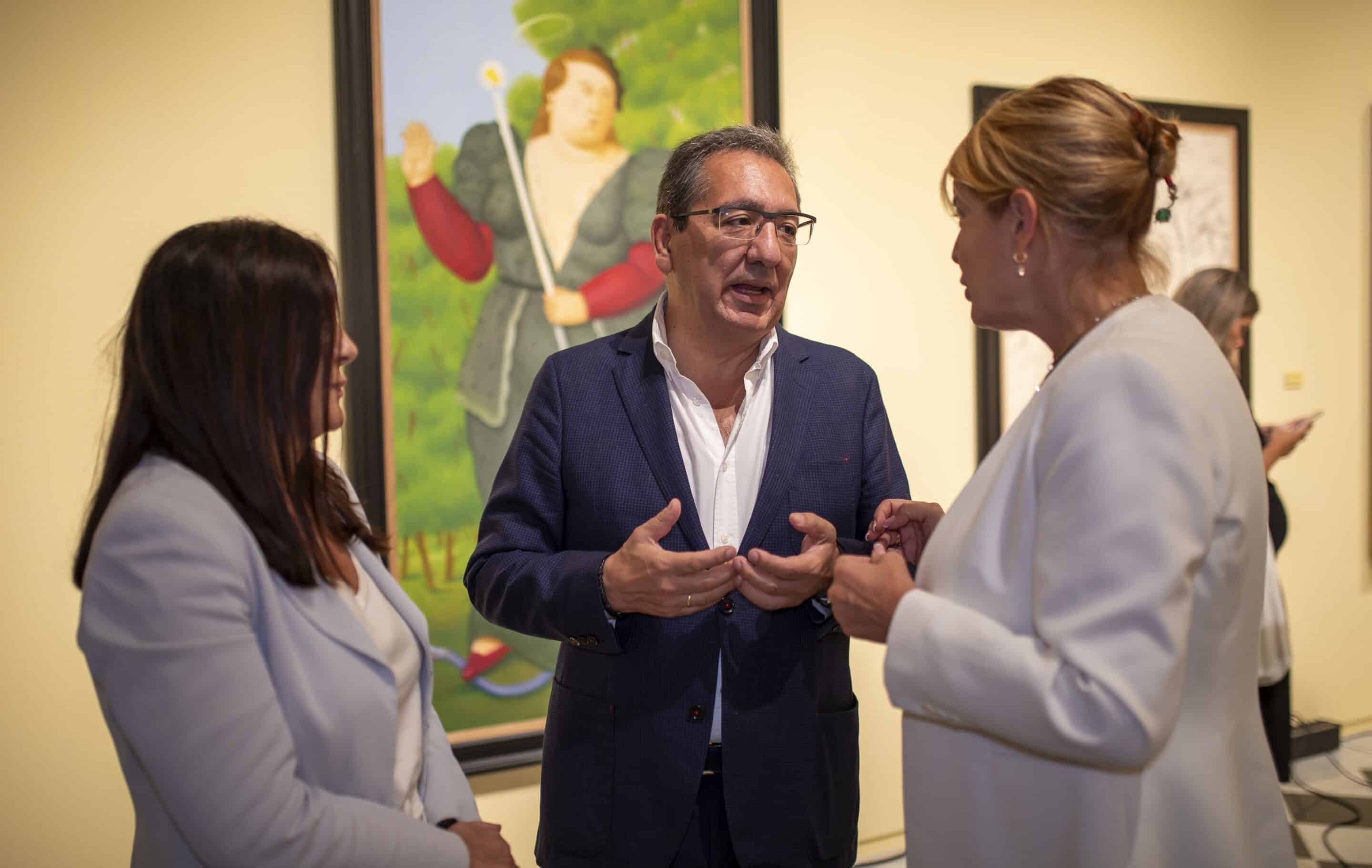 Antonio Pulido y Pilar Miranda inauguran la exposición de Fernando Botero en Cajasol Huelva