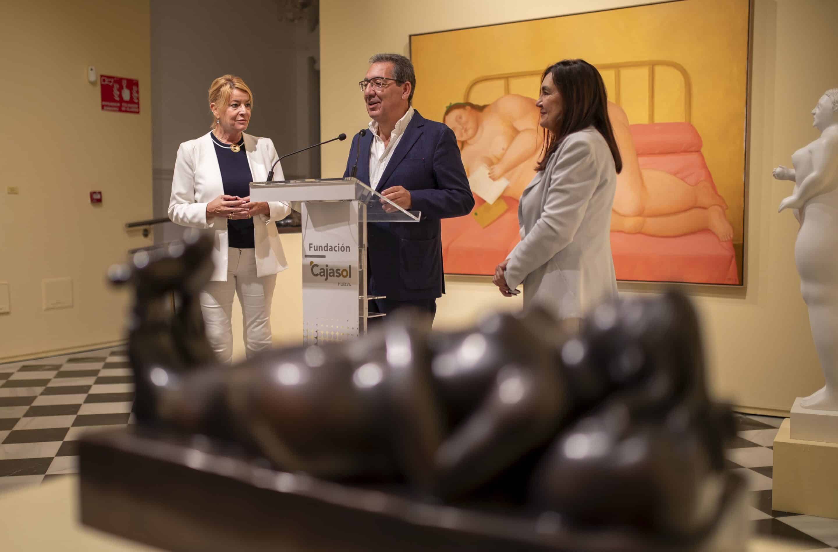 Antonio Pulido y Pilar Miranda inauguran la exposición de Fernando Botero en Cajasol Huelva