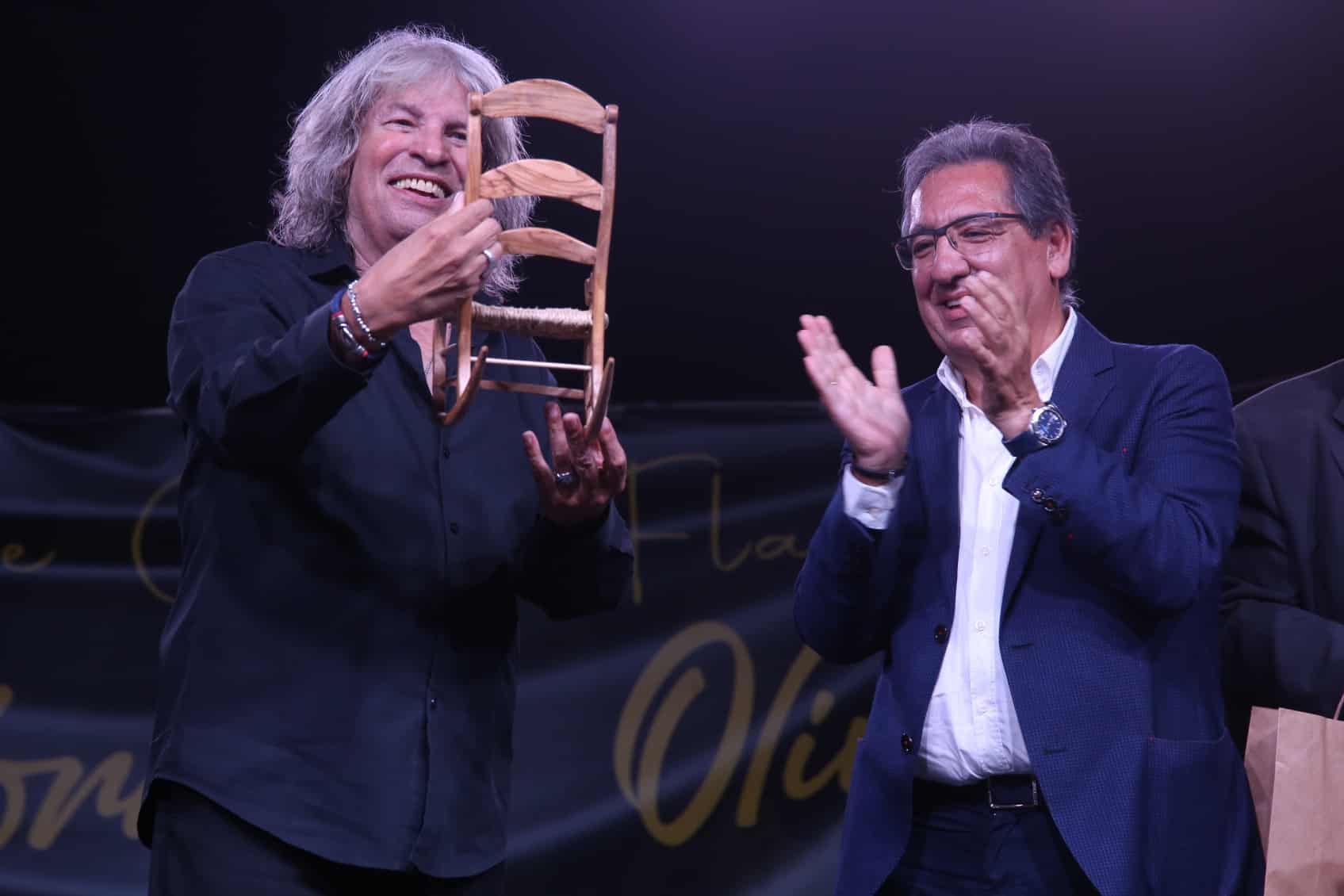 José Mercé celebra a la Peña Flamenca Castreña con Fundación Cajasol