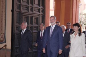 Antonio Pulido en la entrega del Premio Extraordinario Iberoamericano Torre del Oro a Su Majestad el Rey