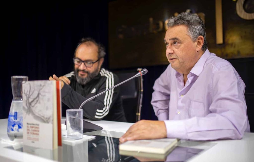 Manuel Mora presenta ‘El emporio del carbón de Doñana’ en Huelva