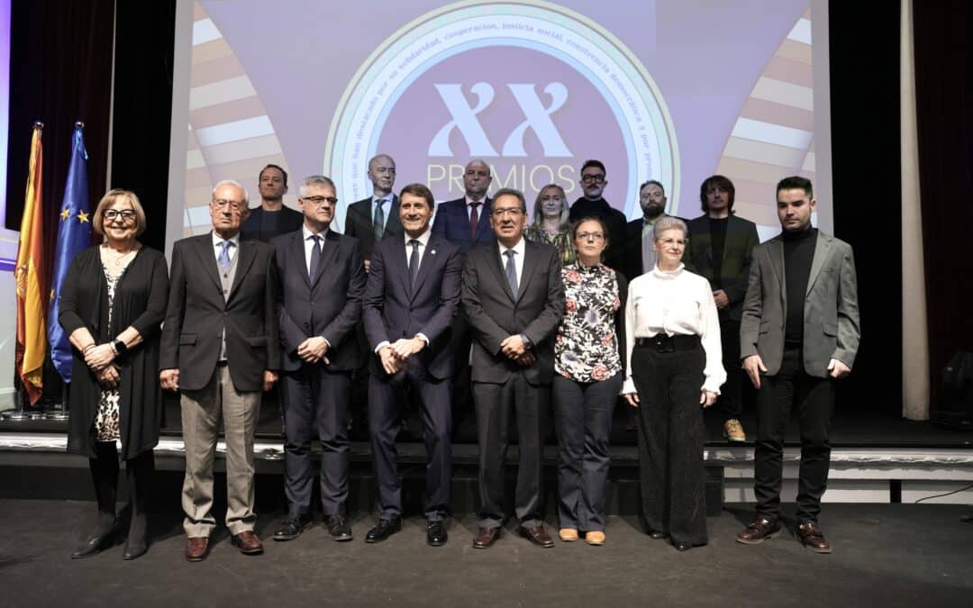 Antonio Pulido en los XX Premios Plaza de España en la Fundación Cajasol