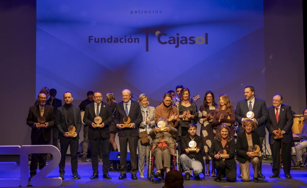 Gran Gala de las Uvas 2024 de Radio Huelva y Fundación Cajasol