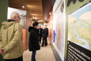 Antonio Pulido en la inauguración de la exposición 'De ciudad inundada a ciudad transformada. Mariano Palancar, la corta de la Cartuja'