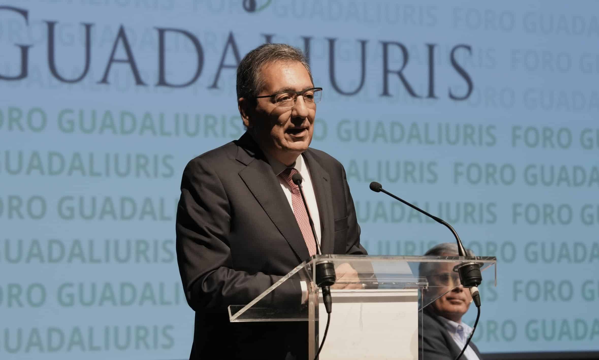 Foro Guadaliuris con Antonio Pulido y Felipe González