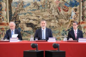 Antonio Pulido, presidente de la Fundación Cajasol, en la reunión del Patronato de la Fundación pro-RAE presidida por S.M. el Rey Felipe VI