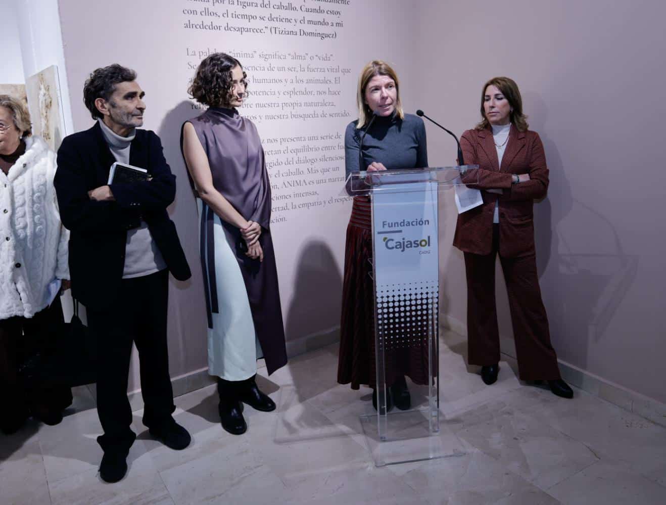 La Fundación Cajasol inaugura en Cádiz la exposición “ÁNIMA” de Tiziana Domínguez