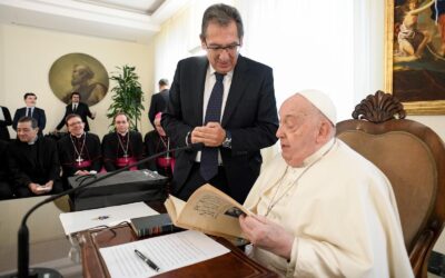 Antonio Pulido, presidente de la Fundación Cajasol, participa en la audiencia con el Papa Francisco en el Vaticano