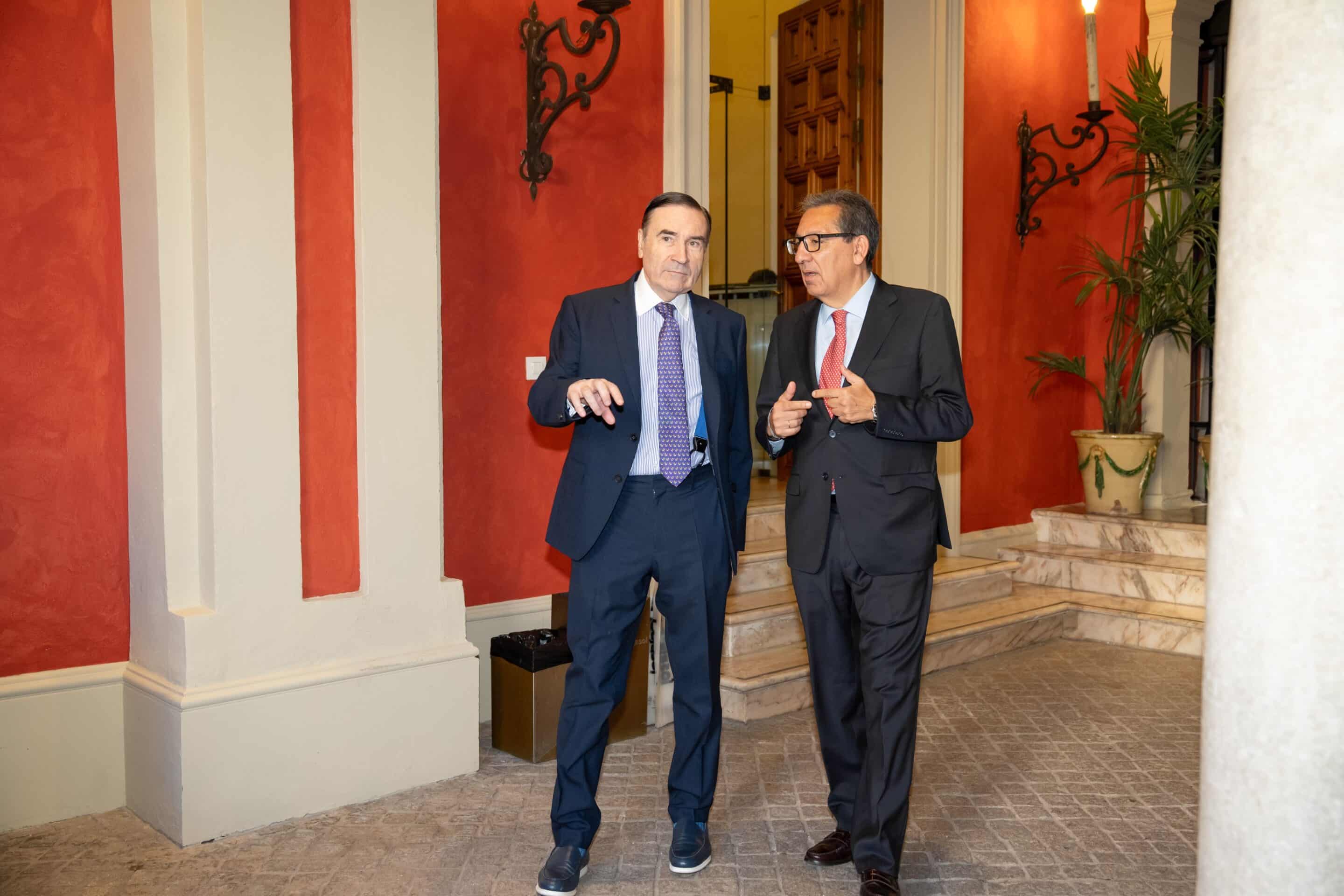 Antonio Pulido participa en el V Foro El Español en Andalucía