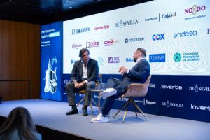La Fundación Cajasol acoge el V Foro Económico Español en Andalucía: diálogo y análisis para construir el futuro