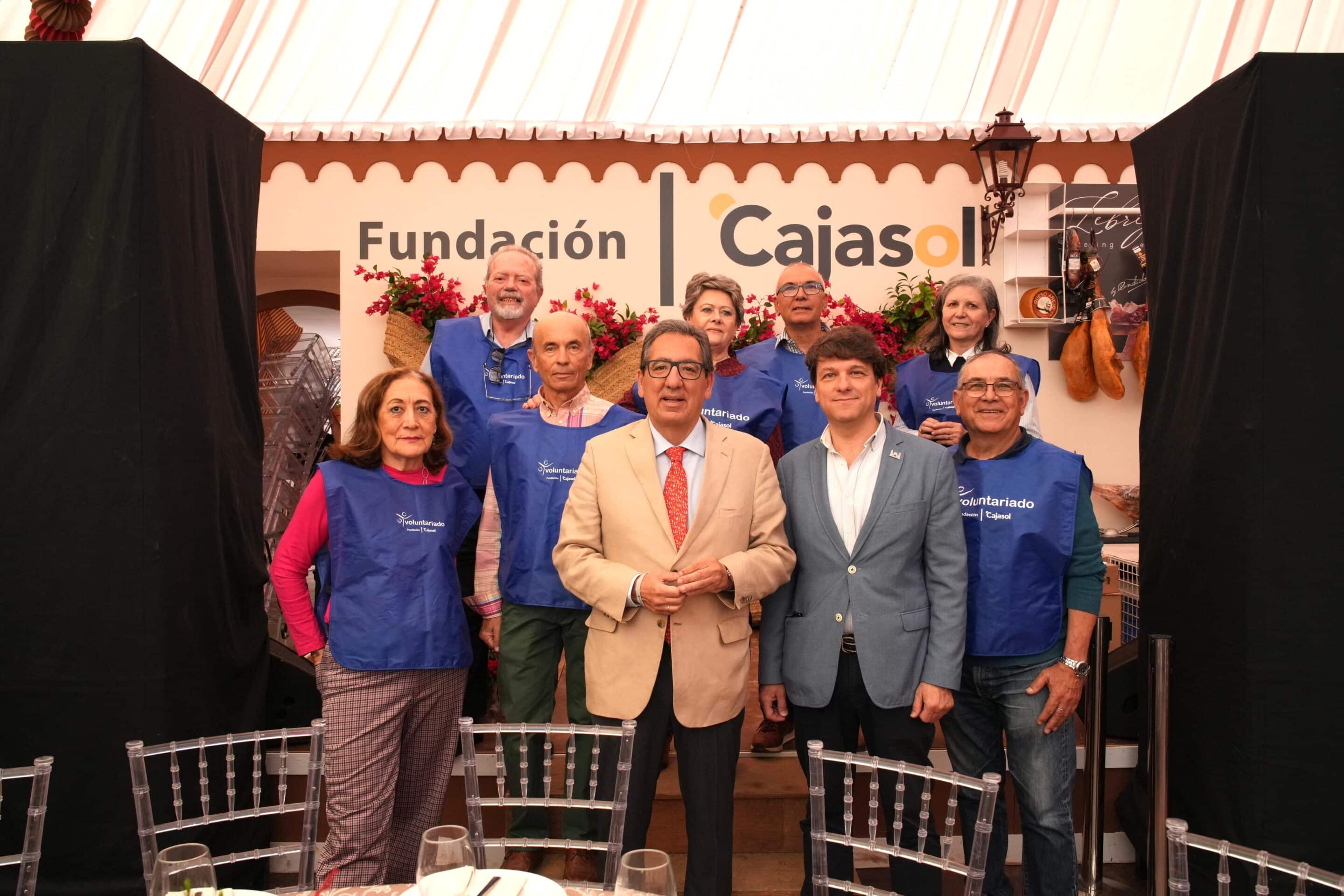 Antonio Pulido en el almuerzo solidario de la Fundación Cajasol en la Feria de Sevilla