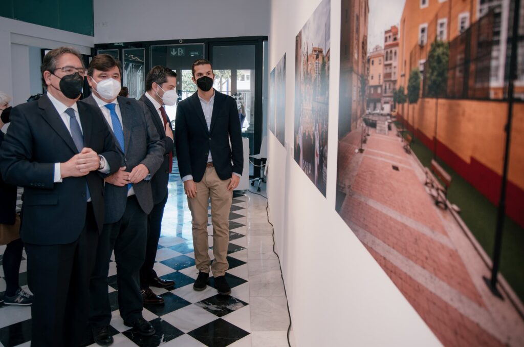 Inauguración de la exposición ‘Sola Passion’ en Huelva