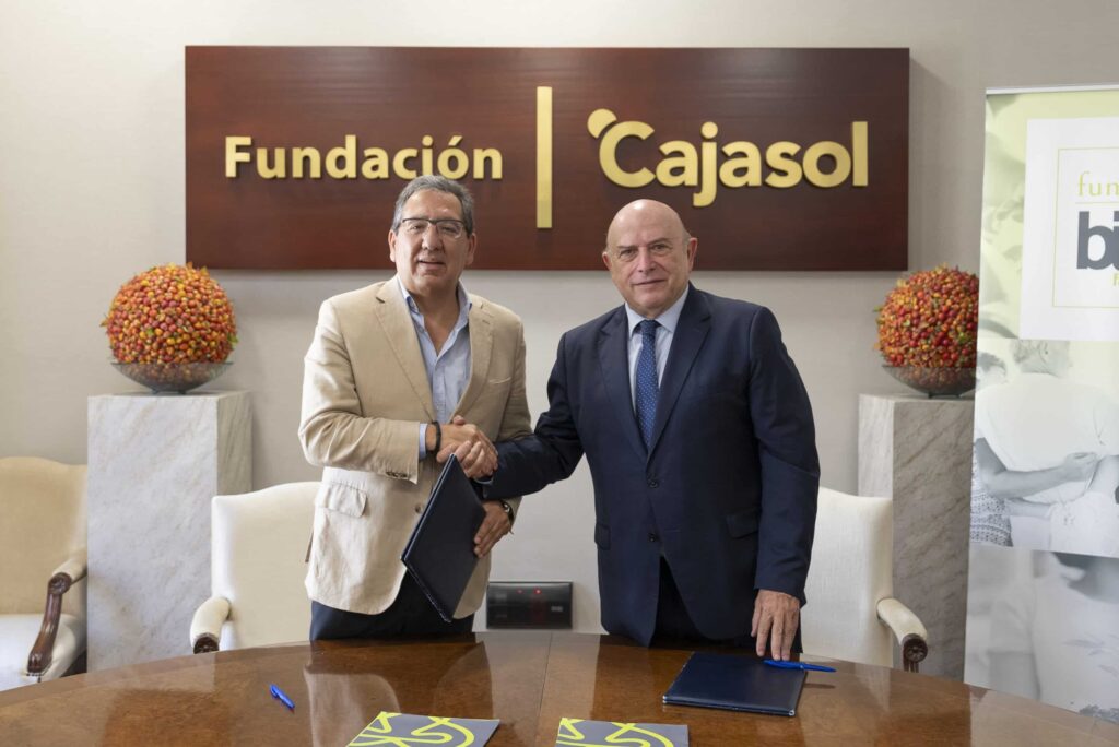 Convenio entre Fundación Cajasol y Bidafarma para mejorar el seguimiento post-ictus en farmacias de Cádiz