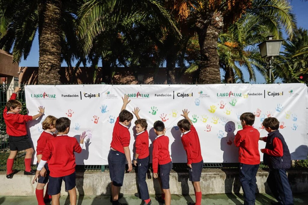 El Colegio Grazalema Guadalete reúne más de 3.000 kilos de alimentos para Andaluces Compartiendo