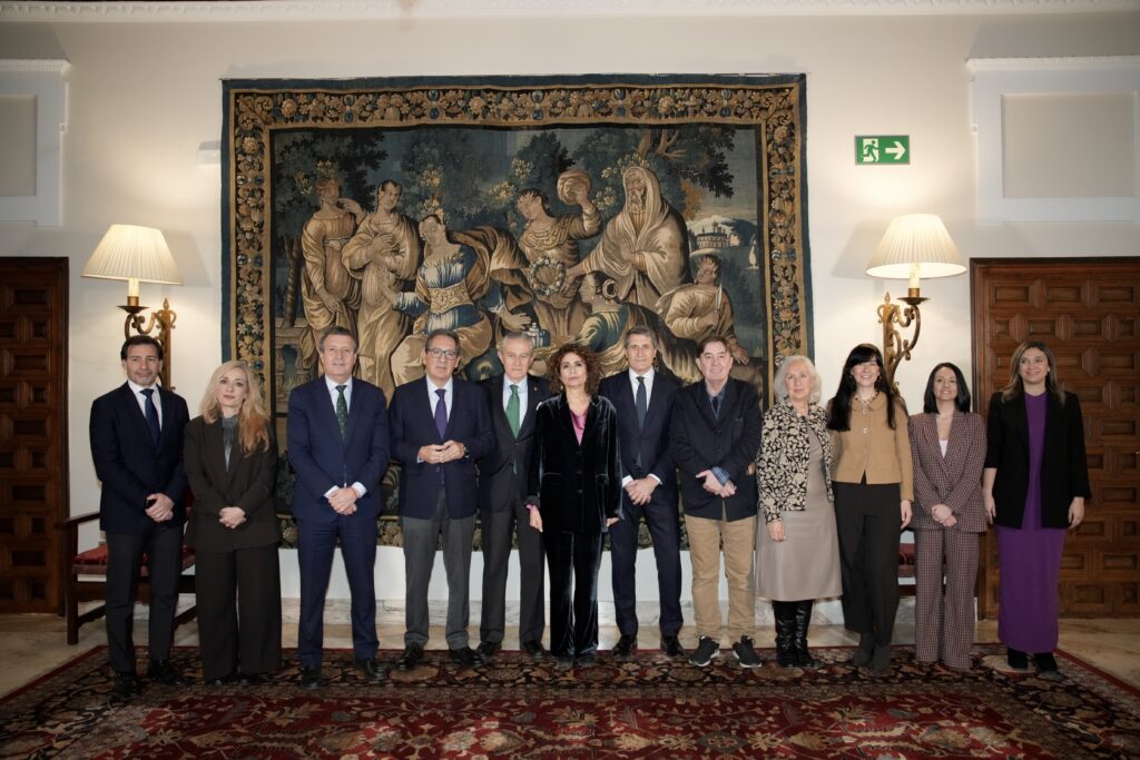 María Jesús Montero protagoniza los Desayunos Informativos de Europa Press en la Fundación Cajasol, con la presentación de Luis García Montero y la intervención de Antonio Pulido