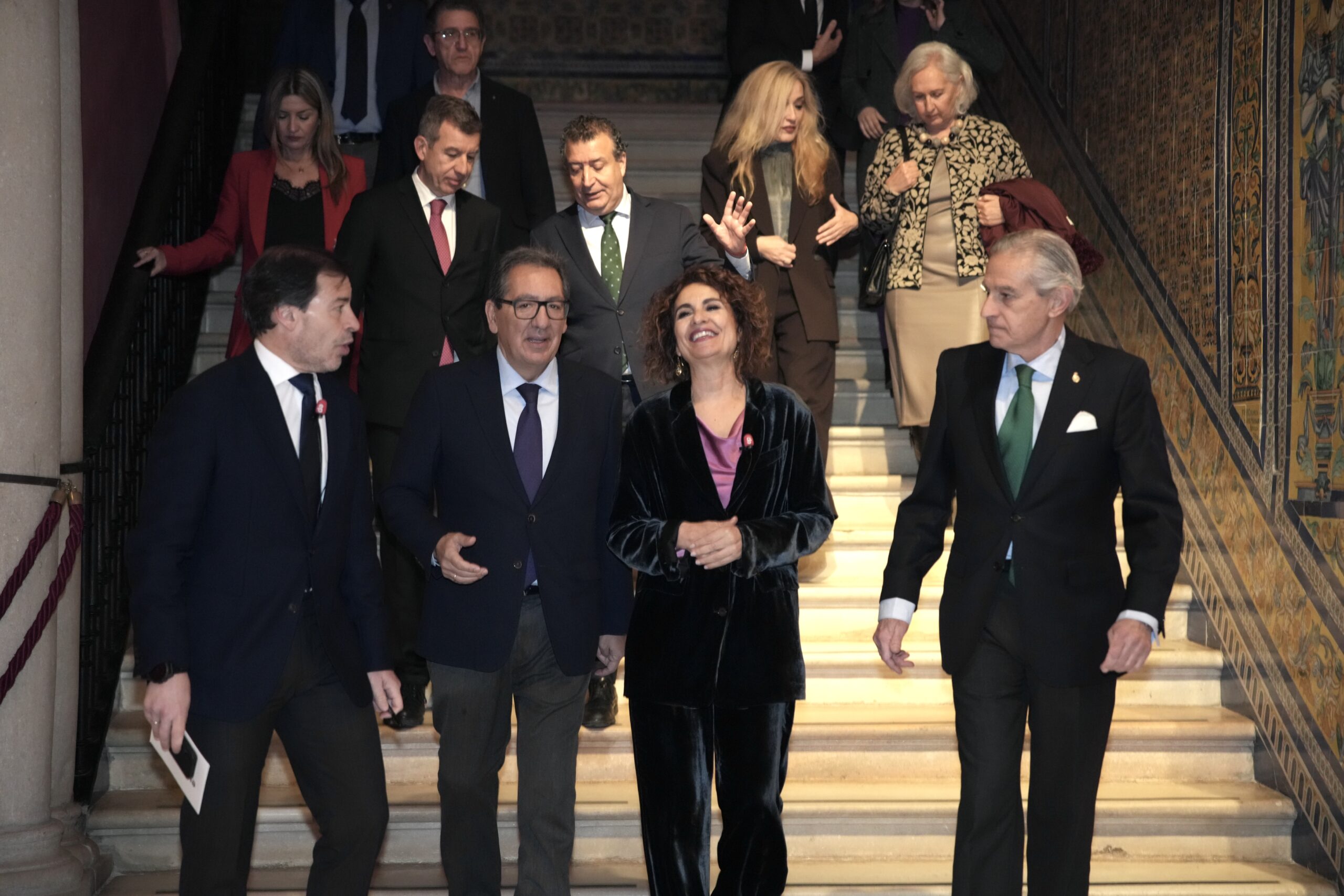 María Jesús Montero protagoniza los Desayunos Informativos de Europa Press en la Fundación Cajasol, con la presentación de Luis García Montero y la intervención de Antonio Pulido