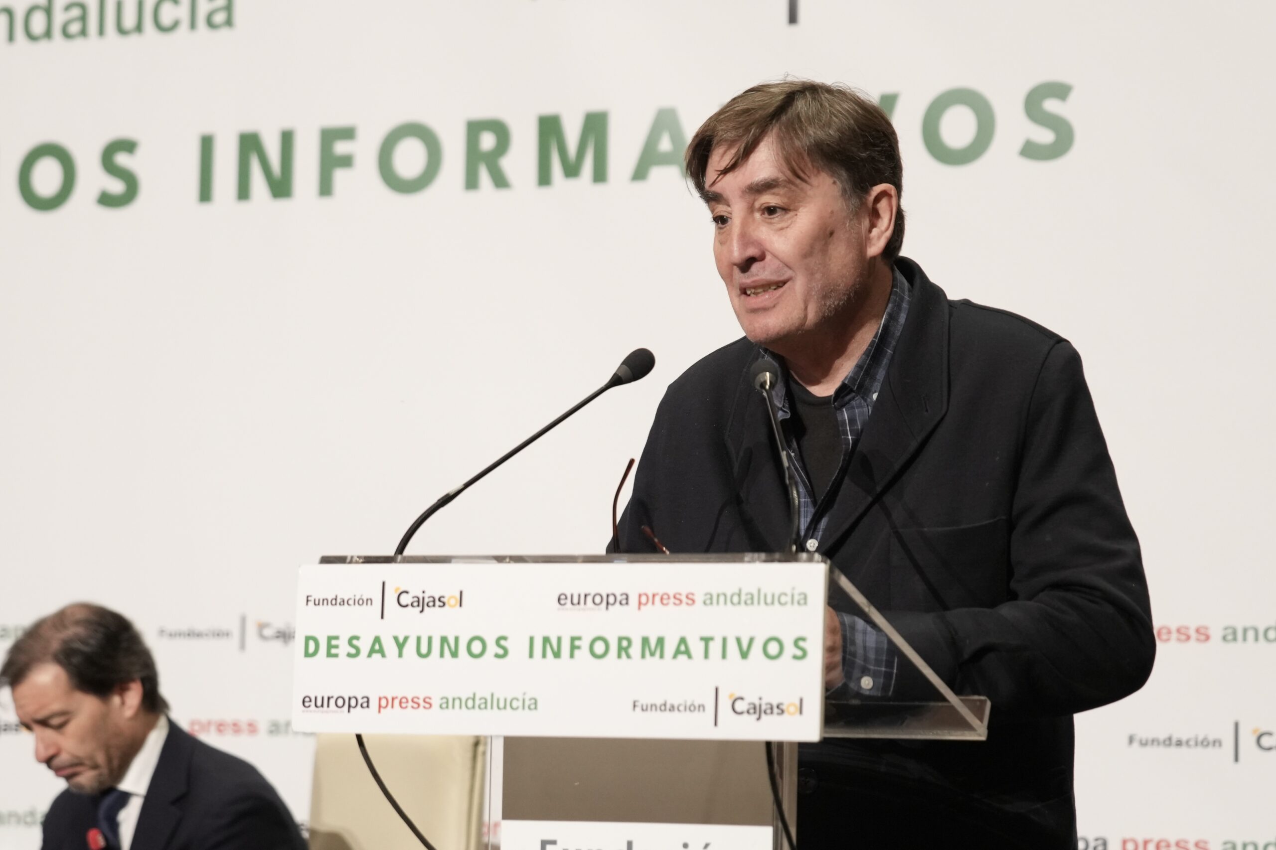 María Jesús Montero protagoniza los Desayunos Informativos de Europa Press en la Fundación Cajasol, con la presentación de Luis García Montero y la intervención de Antonio Pulido