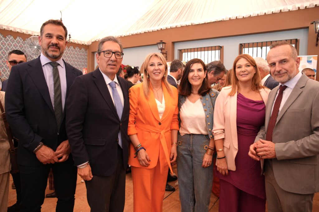 Almuerzo solidario de la Fundación Cajasol en la Feria de Sevilla