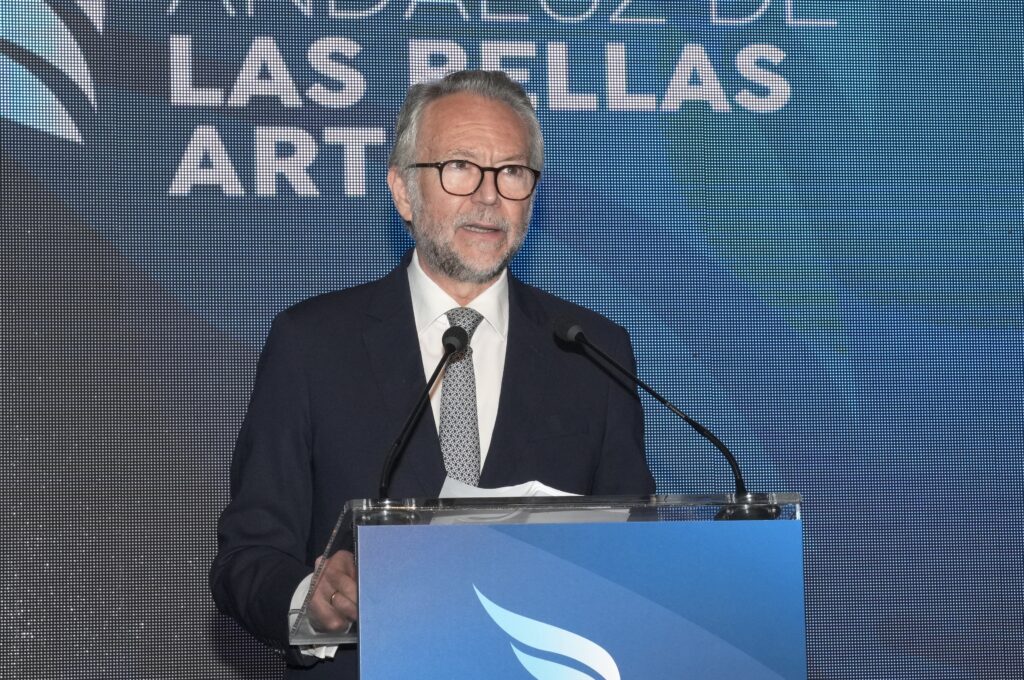 Premio Andaluz de las Bellas Artes para el pintor Hernán Cortés