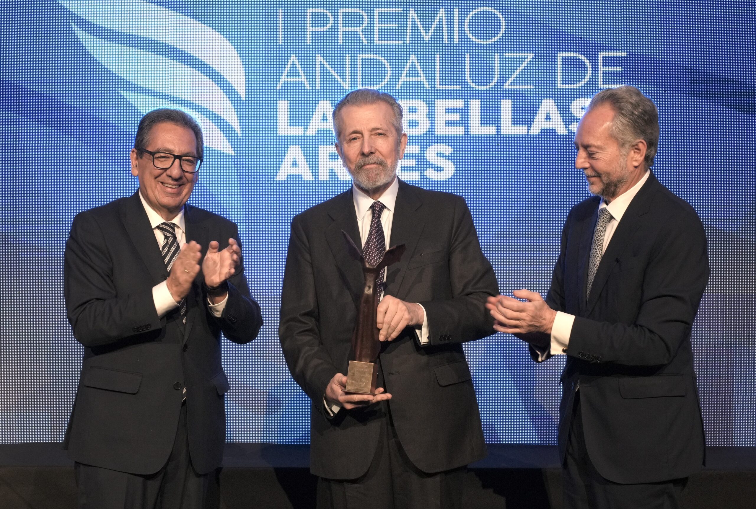 Premio Andaluz de las Bellas Artes para el pintor Hernán Cortés