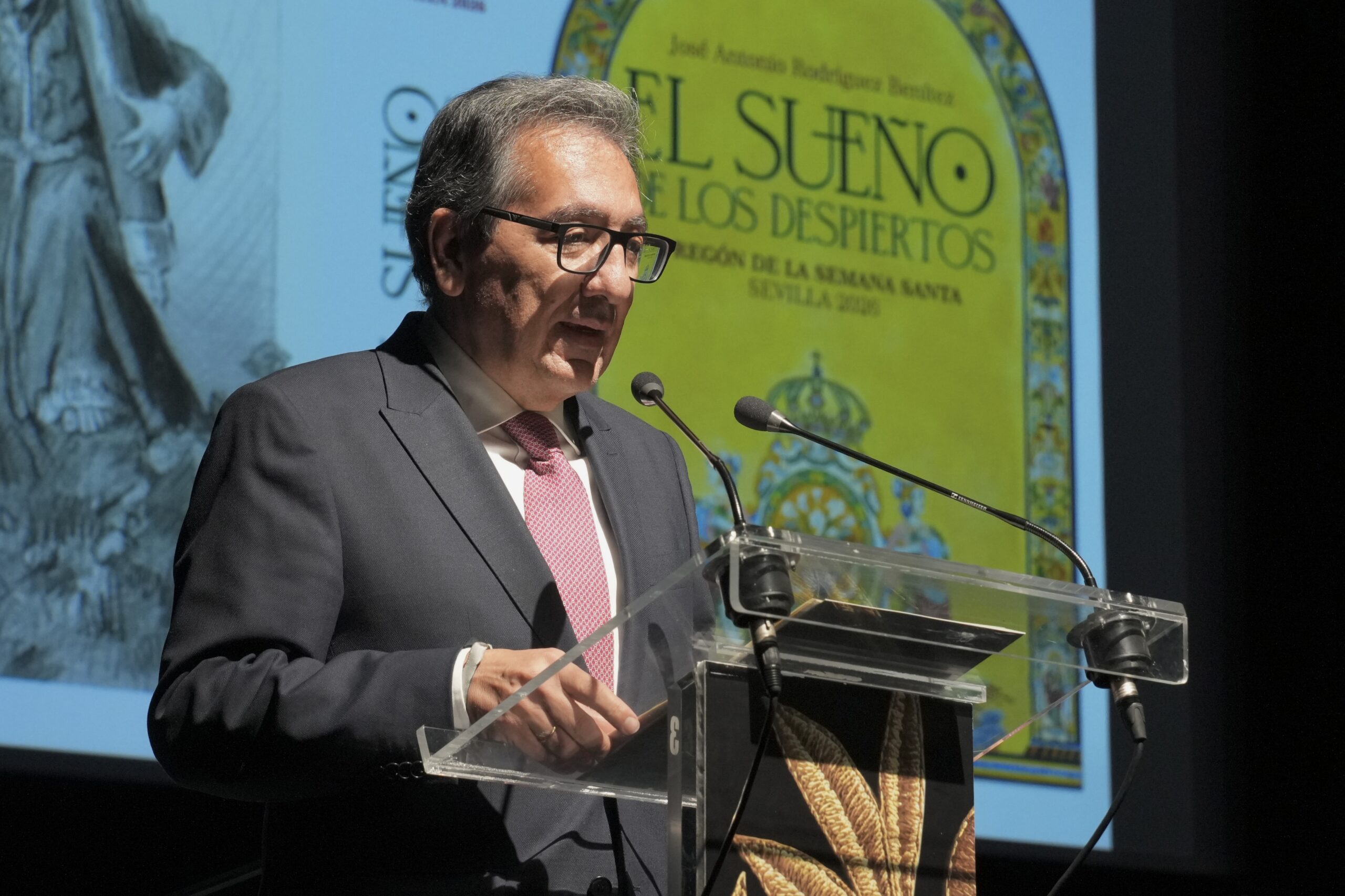 Presentación del Libro del Pregón de la Semana Santa de Sevilla 2026