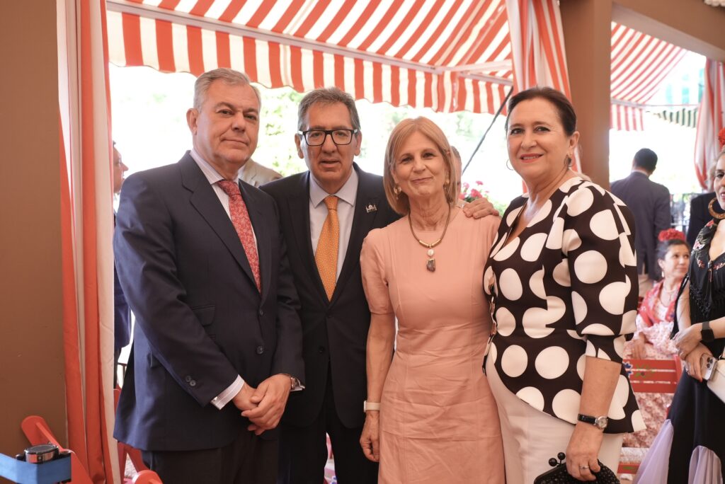 Feria de Abril en la caseta de la Fundación Cajasol