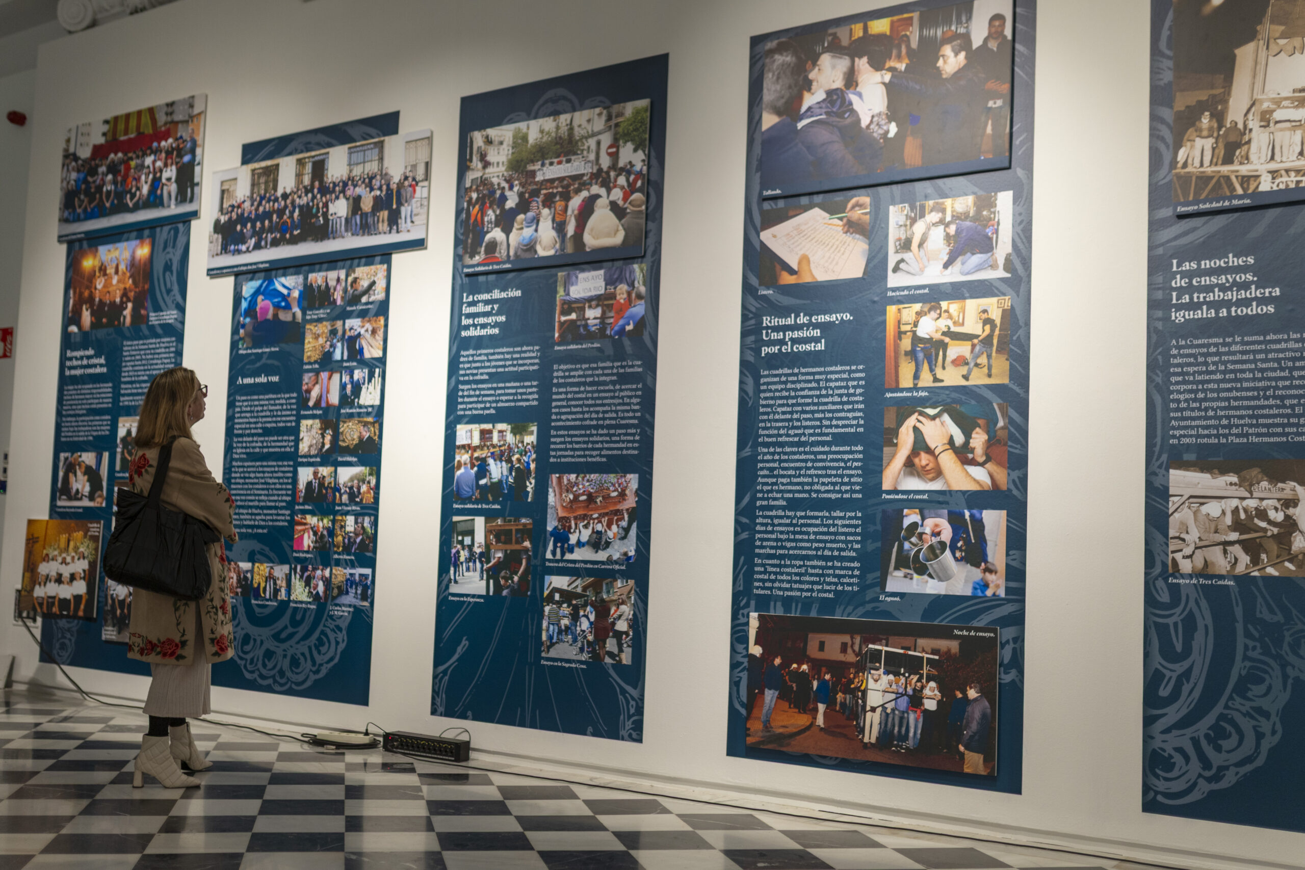 Cuadrillas de hermanos costaleros: 50 años de historia