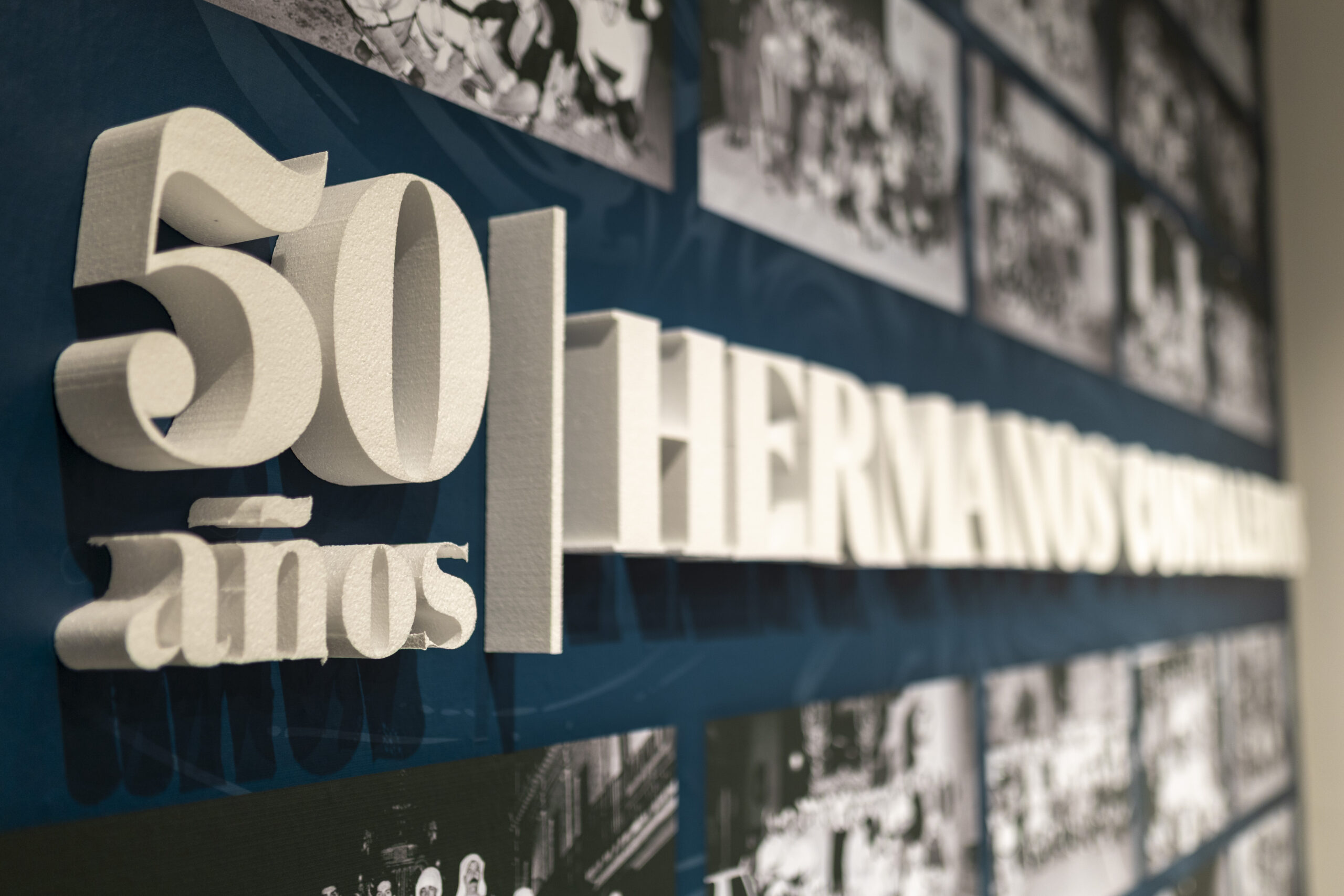 Cuadrillas de hermanos costaleros: 50 años de historia