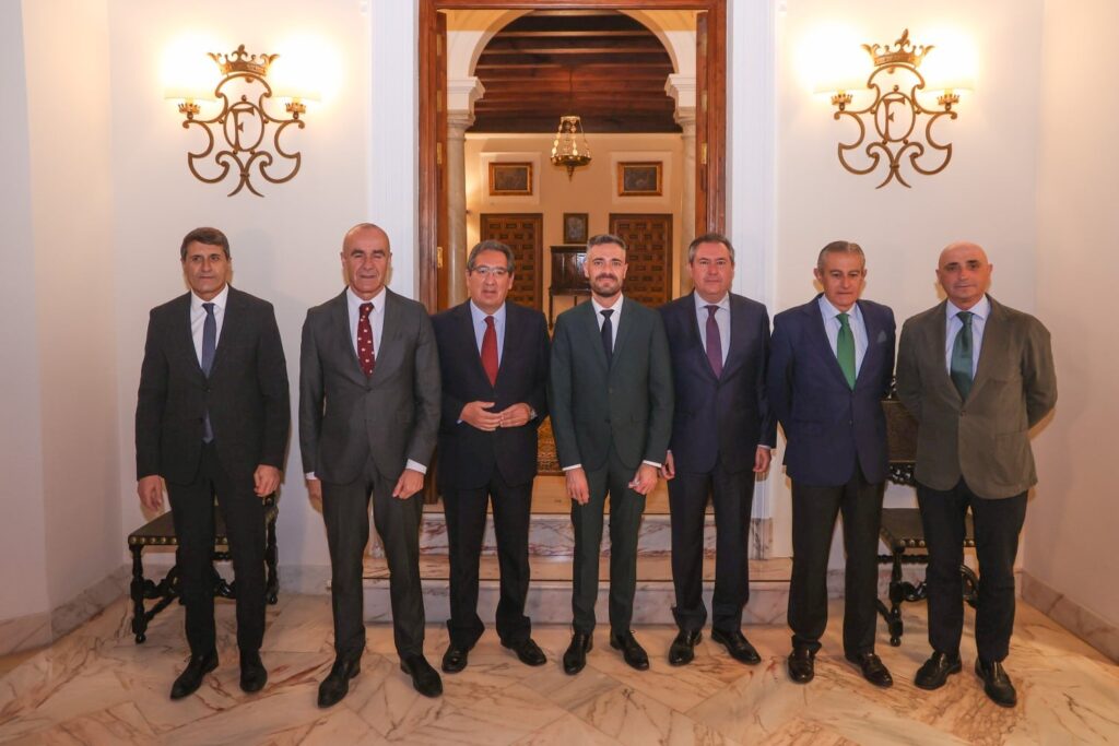 Felipe Sicilia y Juan Espadas protagonizan un nuevo Encuentro Informativo de Europa Press