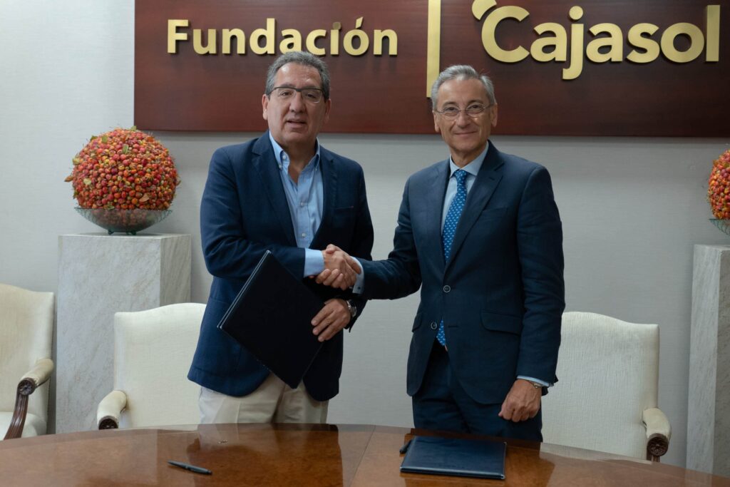 La Fundación Cajasol colabora con ‘Cincuentenario’, el nuevo trabajo discográfico del Coro de la Hermandad del Rocío de Sevilla