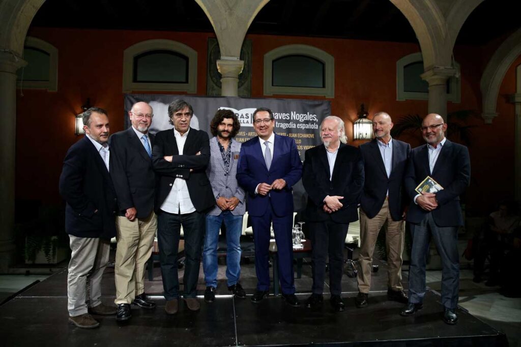 Rotundo éxito de convocatoria en el arranque del II ciclo ‘Letras en Sevilla’, dedicado a Chaves Nogales, en la Fundación Cajasol
