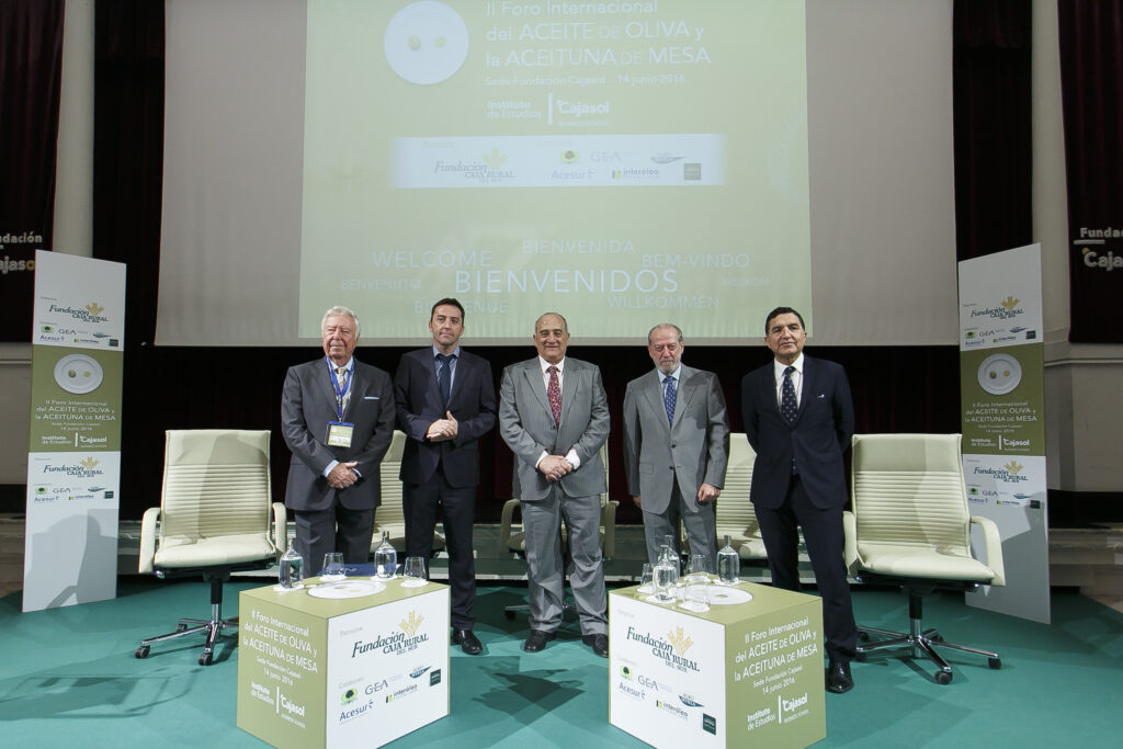 II Foro Internacional del Aceite de Oliva y de la Aceituna de Mesa en la Fundación Cajasol