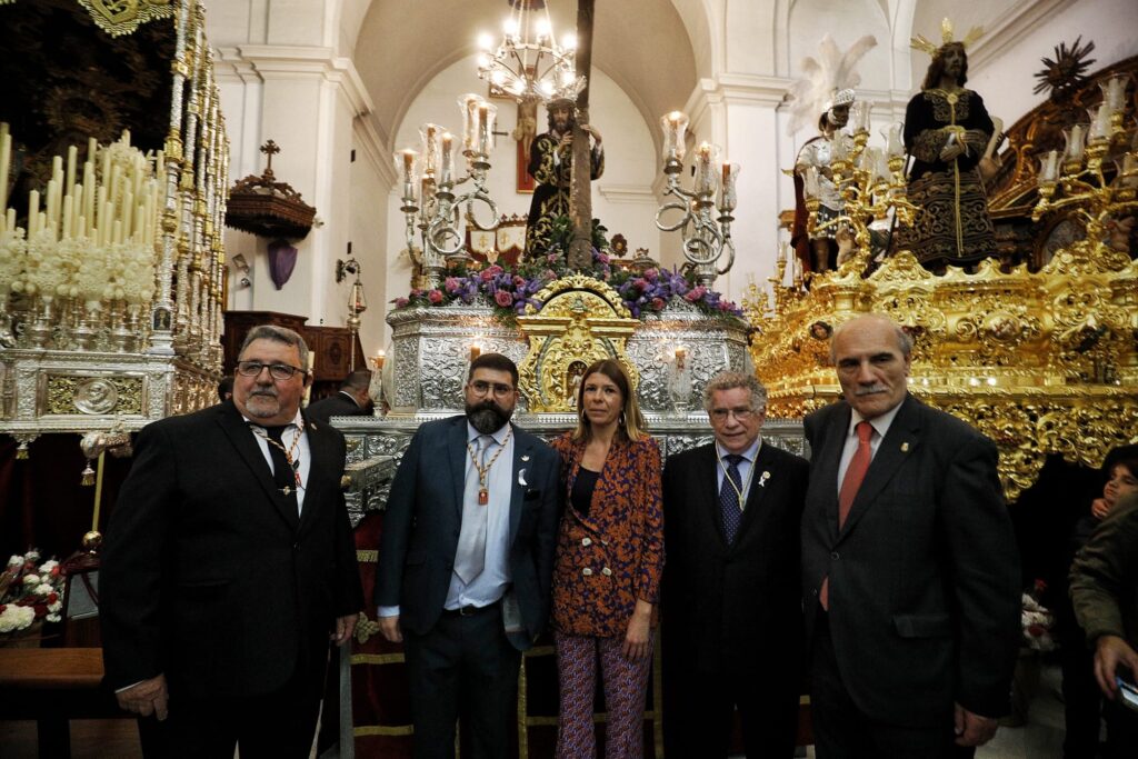 El Nazareno de la Obediencia realiza su primera salida procesional tras su restauración