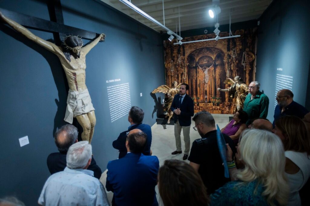 ‘Christus Vincit’, exposición con la Hermandad de la Vera Cruz en Cádiz