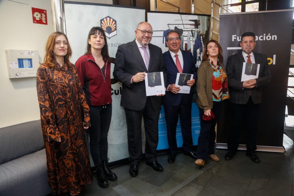 Presentación del catálogo de finalistas del XII Premio Bienal Internacional de Fotografía Pilar Citoler
