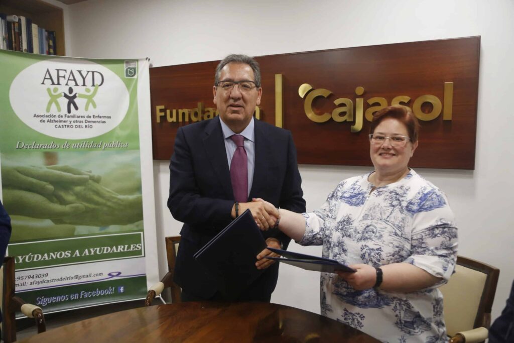 La Fundación Cajasol colabora con el nuevo centro multiasistencial de AFAYD