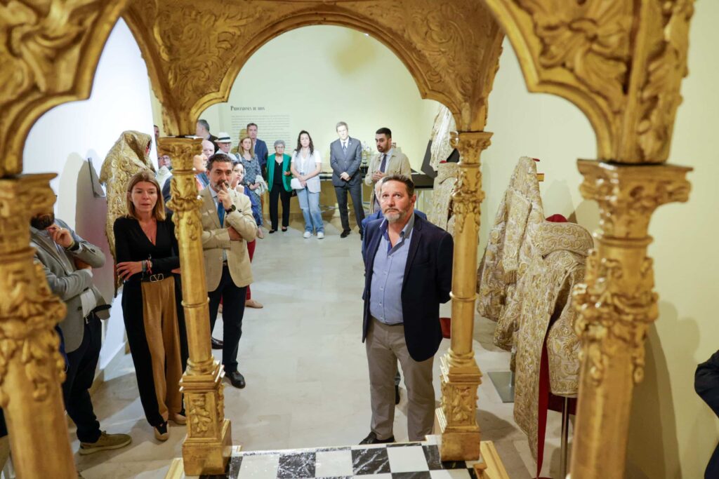 La Fundación Cajasol inaugura la exposición “Latría. Arte y devoción eucarística” en Cádiz