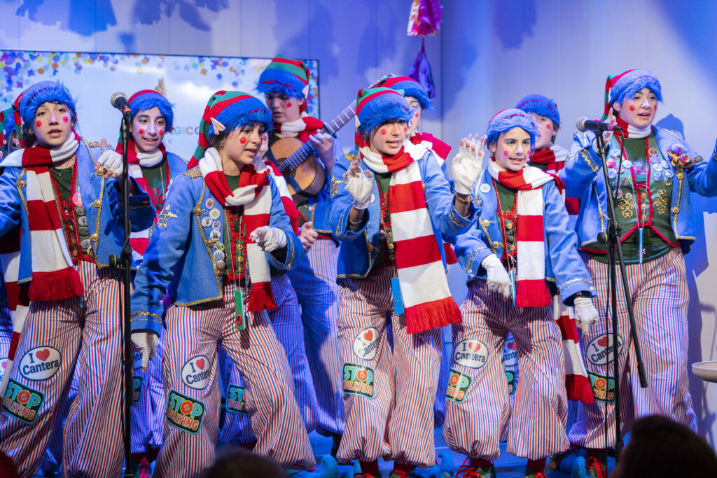 Radio Cádiz y Fundación Cajasol celebran el talento de la cantera del Carnaval