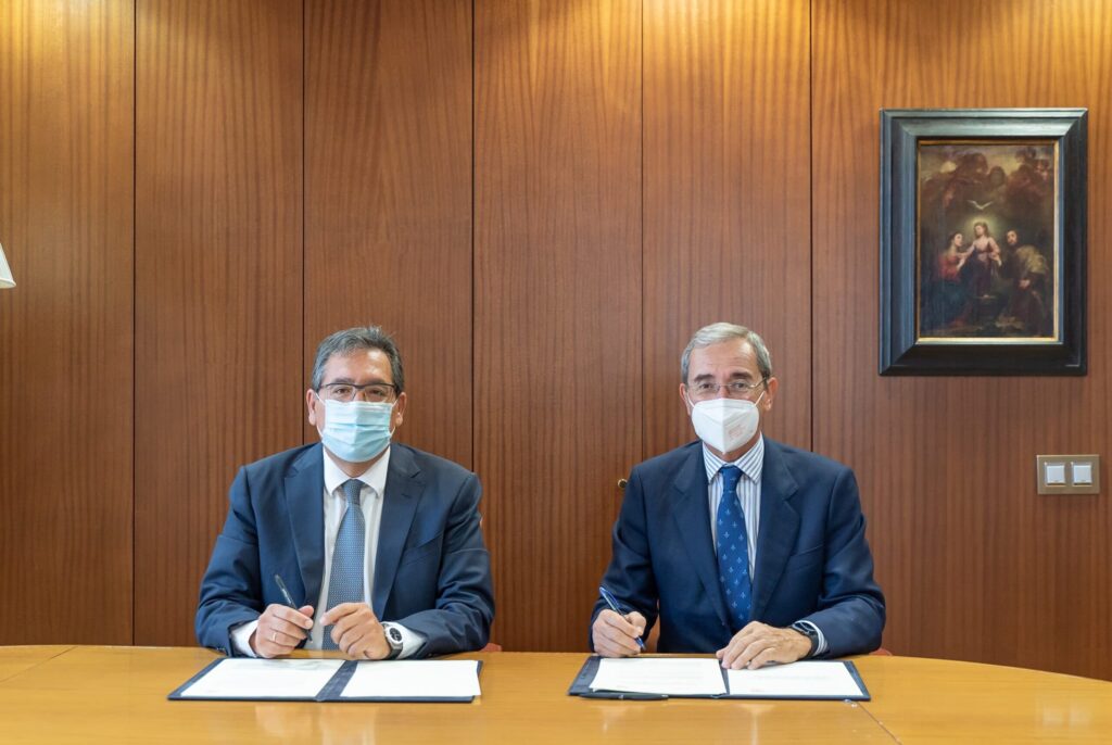 LA FUNDACION CAJASOL Y PROYECTO HOMBRE RENUEVAN EL CONVENIO PARA QUE PERSONAS SIN RECURSOS PUEDAN ACCEDER A LOS PROGRAMAS DE REHABILITACIÓN