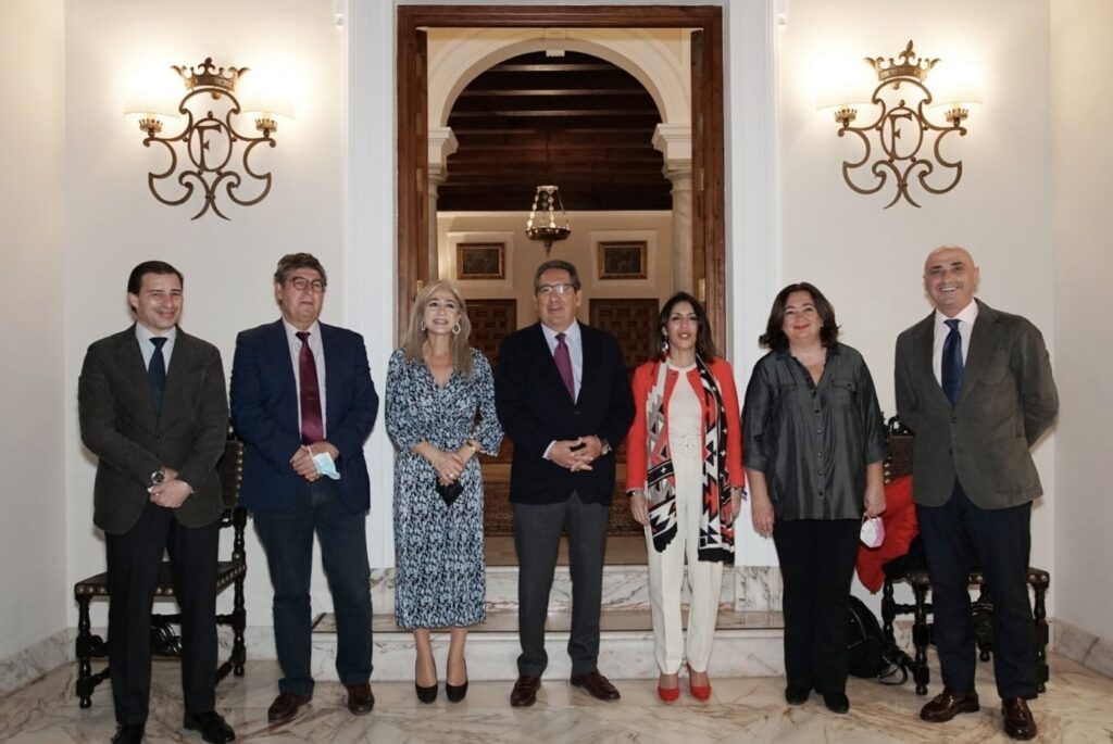 Diego Valderas, María del Mar Moreno y Marta Bosquet, en el 40 aniversario del Parlamento andaluz