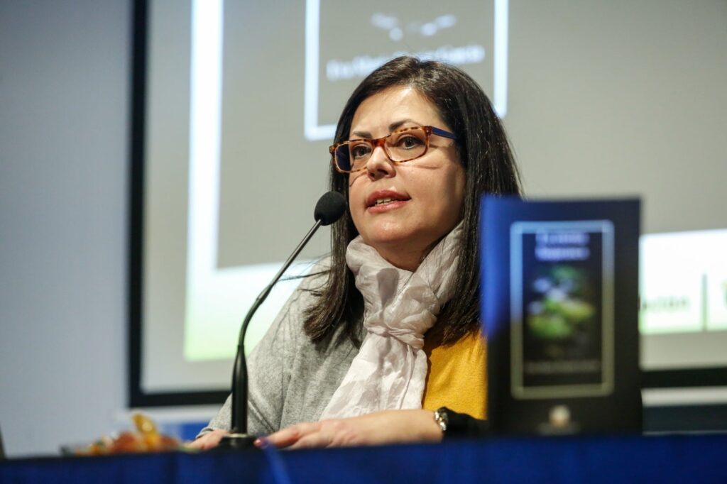 Eva María Durán García presenta «La eterna hojarasca» en Córdoba