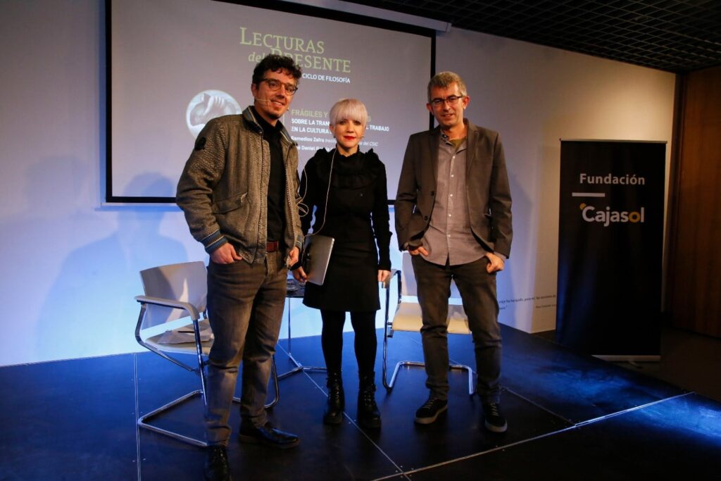 Remedios Zafra en Cajasol Cordoba (2)