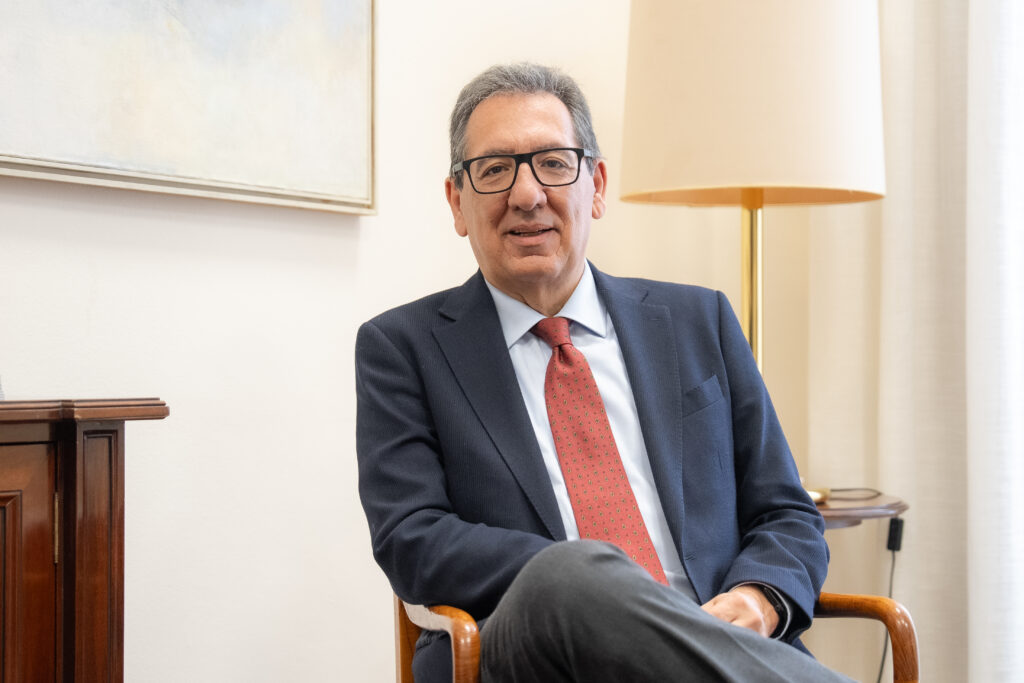 La FOE otorga su Distinción de Oro a Antonio Pulido