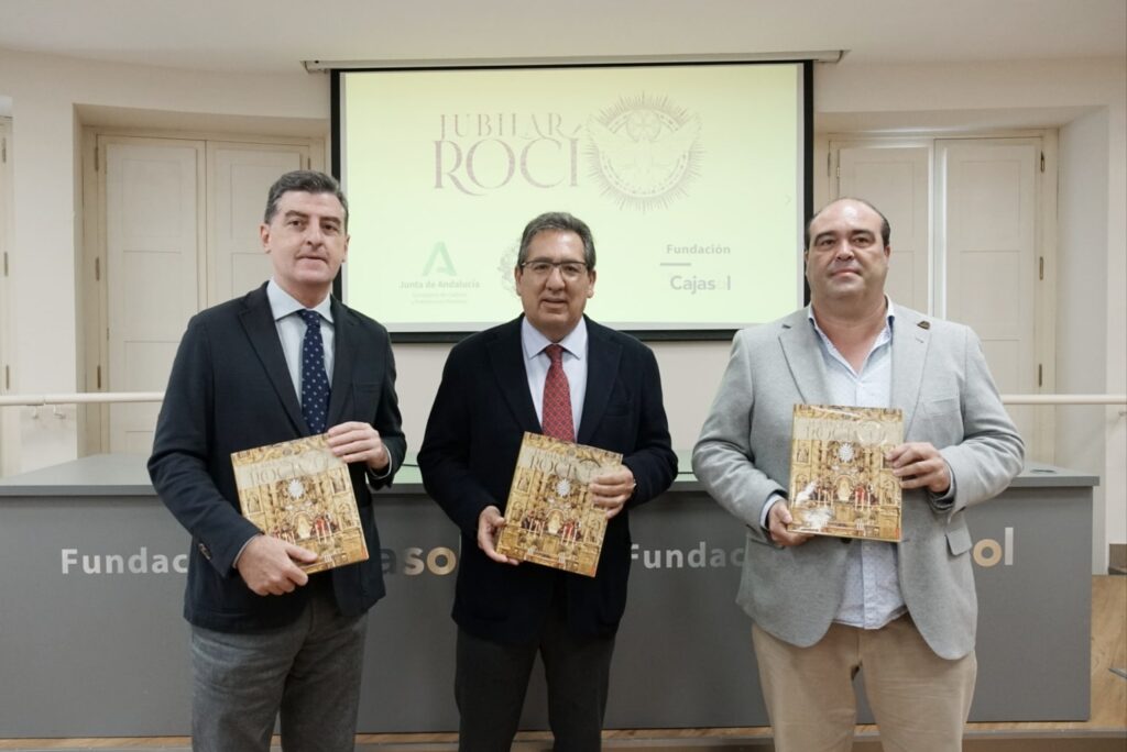 LA HERMANDAD MATRIZ PRESENTA EL CATÁLOGO DE LA EXPOSICIÓN ‘JUBILAR ROCÍO’