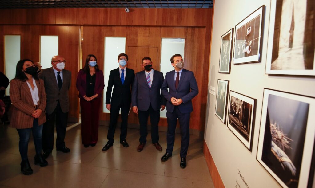 Exposición ‘Estampas de Pasión’ en la Fundación Cajasol en Córdoba